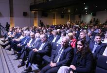 Reconocimientos a Olavarría, Azul, Tandil, Necochea, y ex Rectores