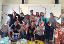Teatro y cooperativismo para transitar el mundo
