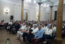 Docentes y Nodocentes recibieron medallas por 25 años de servicios