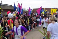 Colorido y participación en el inicio de las Olimpiadas