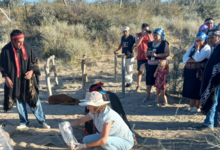 Arqueólogas participan en devolución y reentierro de cuerpos indígenas