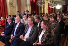 Participación universitaria en apertura oficial del Bicentenario