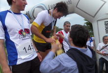 Colorido y participación en el inicio de las Olimpiadas