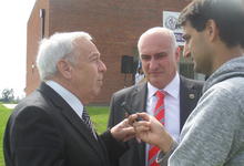 Anuncian nueva obra universitaria, en inauguración de sala de necropsia animal
