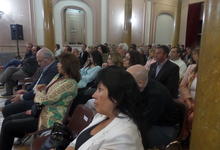 Docentes y nodocentes con 25 años de servicio