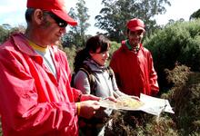 Integrantes del Taller Protegido en  sendero de flora y fauna autóctona