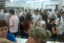 Autoridades y trabajadores en el tradicional brindis de fin de año