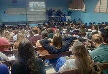 Universitarios se sumaron en cada sede a "La Universidad No se Apaga"