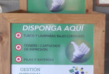 Contenedor para residuos tecnológicos en campus tandilense