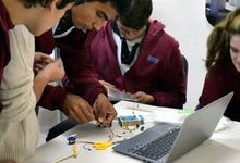 Hoy llega a Tandil De Mentes Libres, Taller rodante de tecnología y conocimiento 