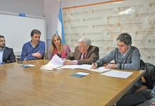 Convenio entre UNICEN y Defensoría del Pueblo de Buenos Aires