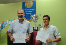 Estudiante de Veterinarias premiado en concurso sobre producción láctea