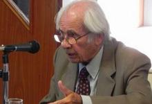 Profesor Honorario de la Universidad al profesor Adolfo Rocha Campos