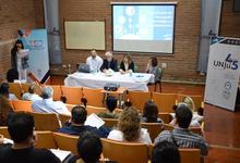 FCE en Jornadas de Vinculación y Emprendedorismo junto a UNJU